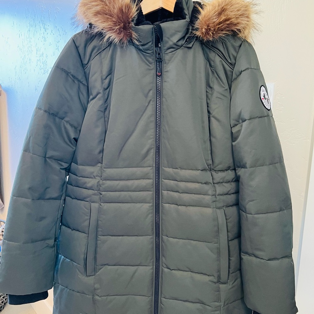 Arctic Expedition Quilted Zip Front Down Coat with Hood NWT